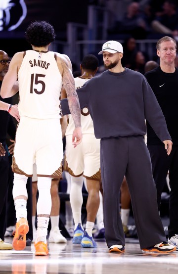 开云入口-23-24赛季至今勇士球员30+场数榜：库里63场断档第1 巴特勒6场第2